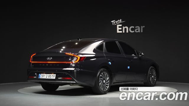 Hyundai Sonata 2023 — photo 2