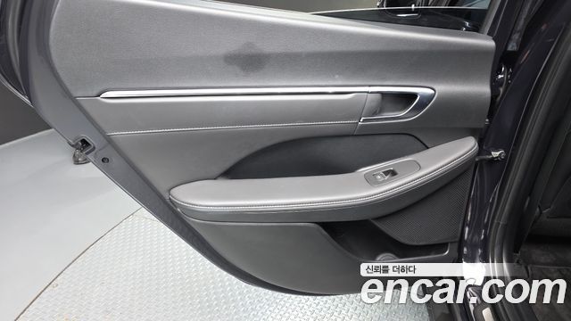 Hyundai Sonata 2023 — photo 15