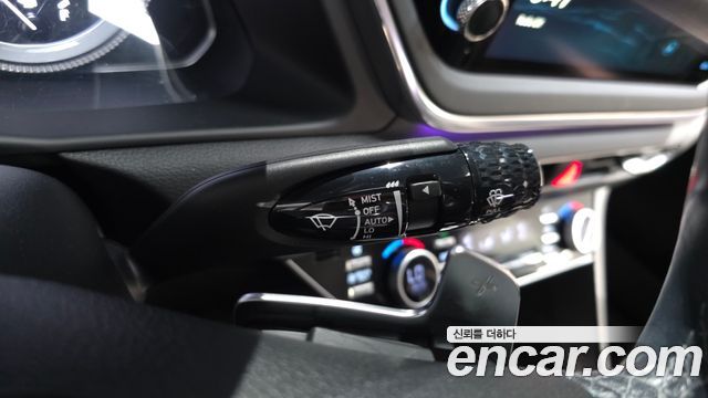 Hyundai Sonata 2023 — photo 29