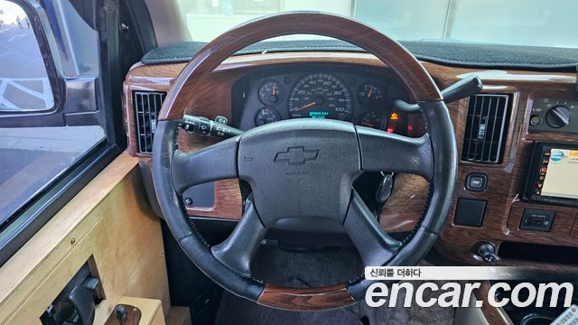 Chevrolet Express Van 2007 — photo 14