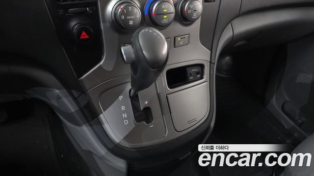 Hyundai Starex 2016 — photo 9
