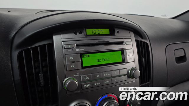 Hyundai Starex 2016 — photo 15