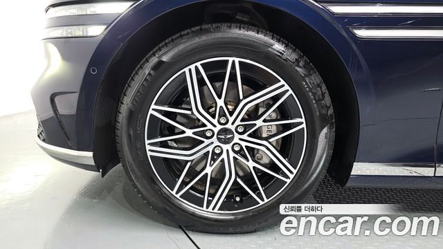 Genesis G90 2023 — photo 5