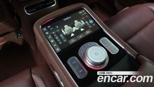 Genesis G90 2023 — photo 25