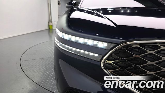 Genesis G90 2023 — photo 8