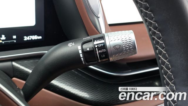 Genesis G90 2023 — photo 28