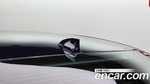 Genesis G90 2023 — photo 36