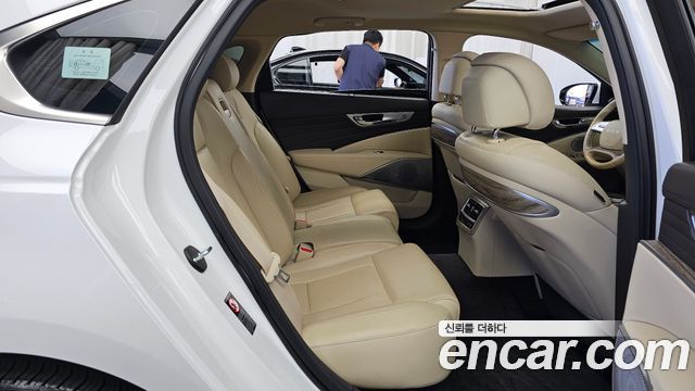 Kia K9 2022 — photo 18