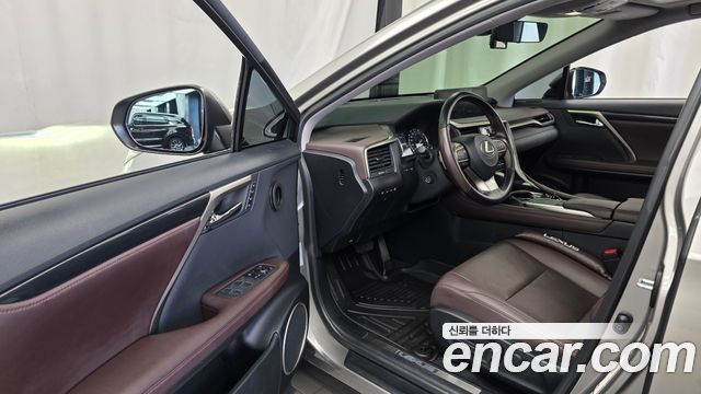 Lexus RX 2021 — photo 10