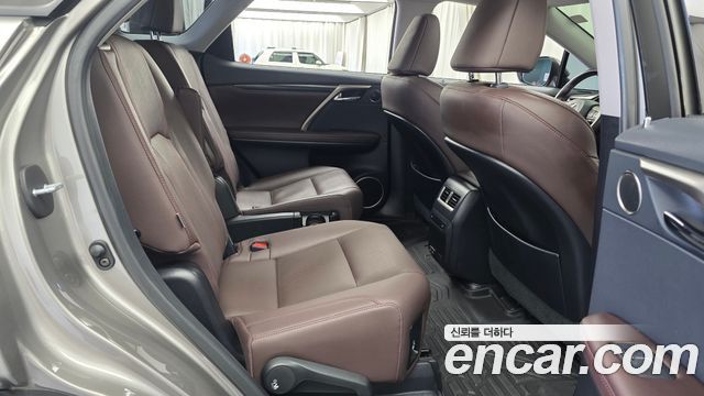 Lexus RX 2021 — photo 12