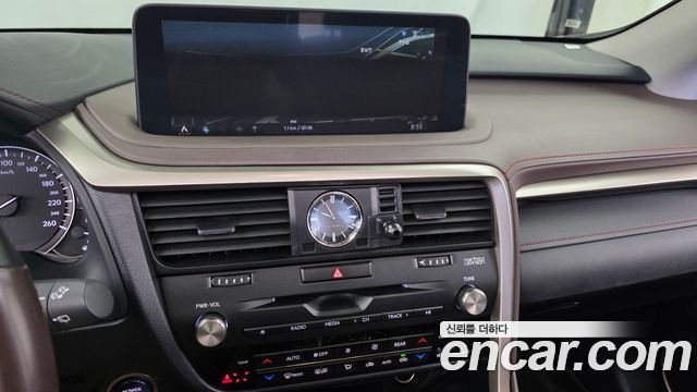 Lexus RX 2021 — photo 14