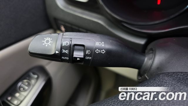 Kia Canival 2019 — photo 23