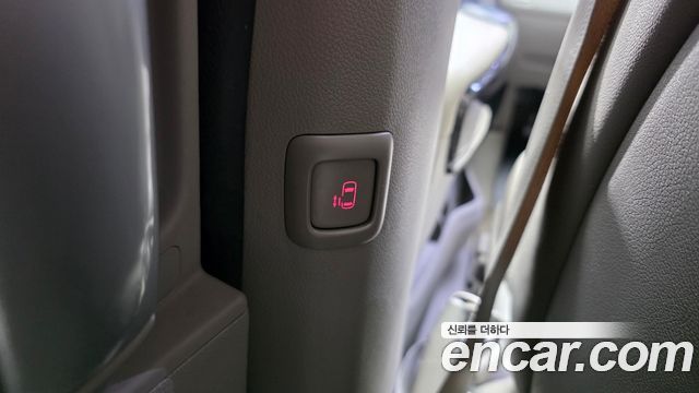 Kia Canival 2019 — photo 30