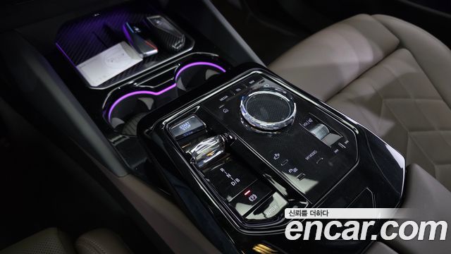 BMW i5 2024 — photo 12