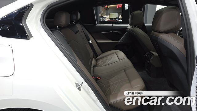 BMW i5 2024 — photo 18