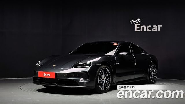 Porsche Taycan 2025 — photo 1