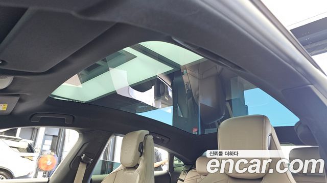 Porsche Taycan 2025 — photo 24