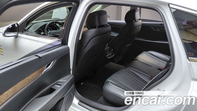 Genesis G80 2022 — photo 18