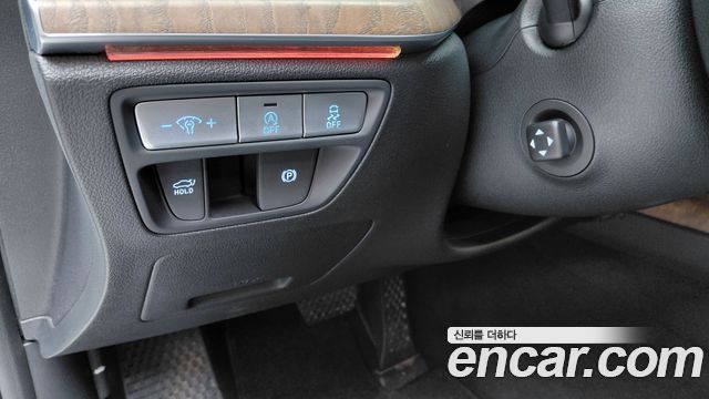 Genesis G80 2022 — photo 27