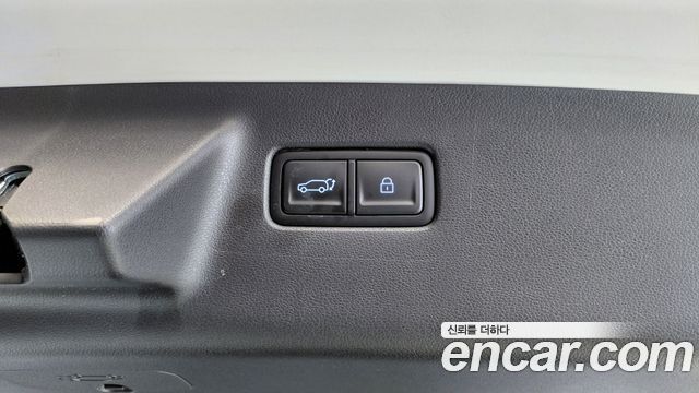 Hyundai Santafe 2024 — photo 22