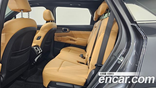 Kia Sorento 2022 — photo 16