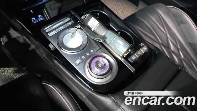 Genesis G80 2022 — photo 12
