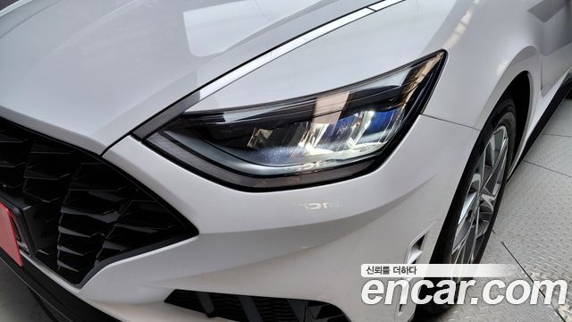 Hyundai Sonata 2022 — photo 8