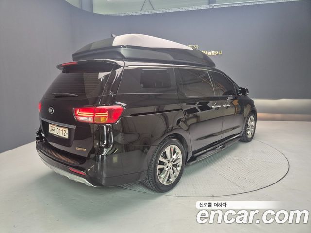 Kia Canival 2016 — photo 2