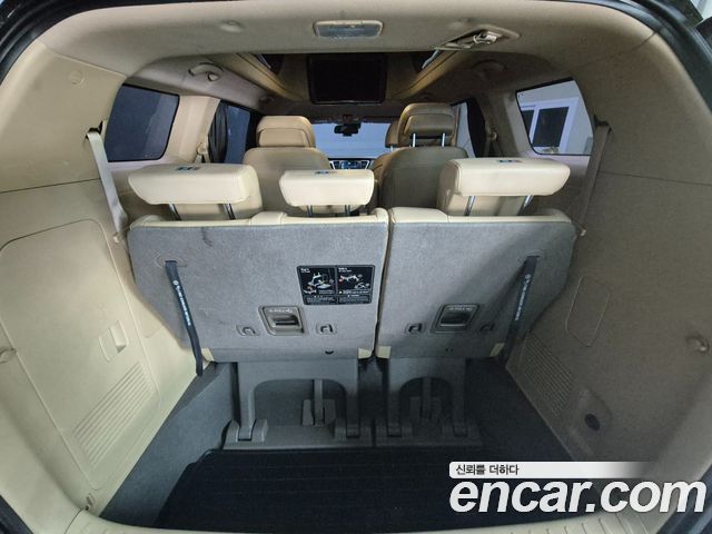 Kia Canival 2016 — photo 12