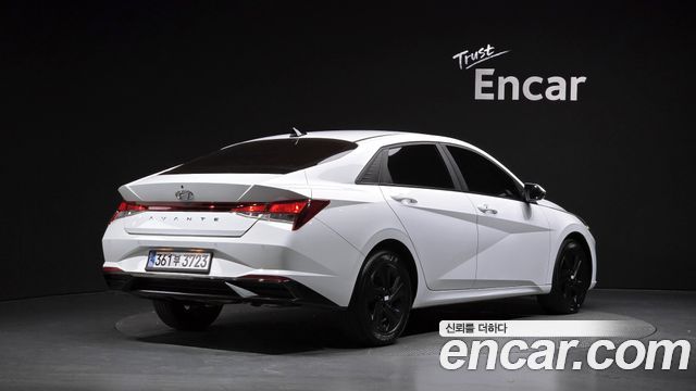Hyundai AVANTE 2023 — photo 2