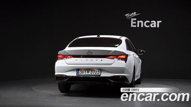 Hyundai AVANTE 2023 — photo 4