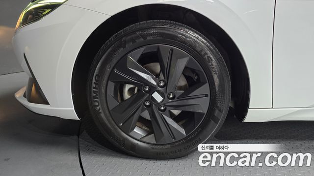 Hyundai AVANTE 2023 — photo 5