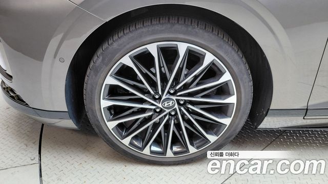 Hyundai Grandeur 2023 — photo 5