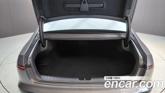 Hyundai Grandeur 2023 — photo 24