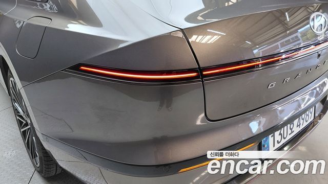 Hyundai Grandeur 2023 — photo 9