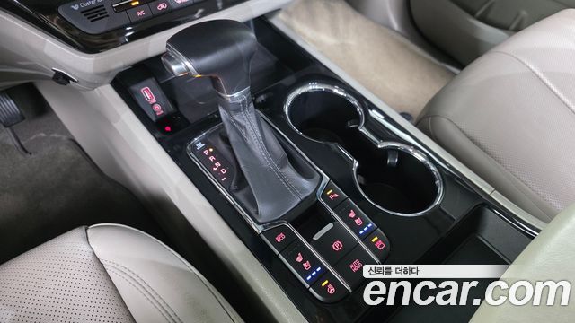 Kia Canival 2019 — photo 12