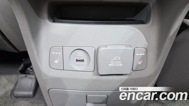 Kia Canival 2019 — photo 24