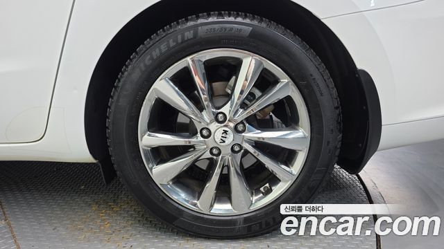 Kia Canival 2019 — photo 7