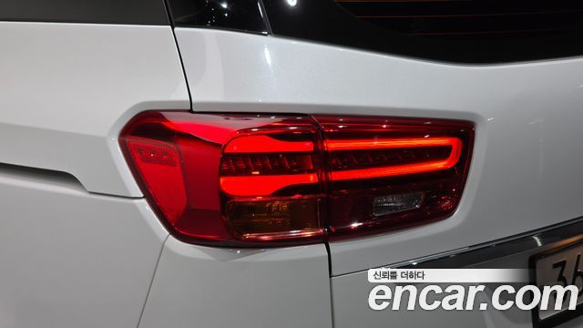 Kia Canival 2019 — photo 9