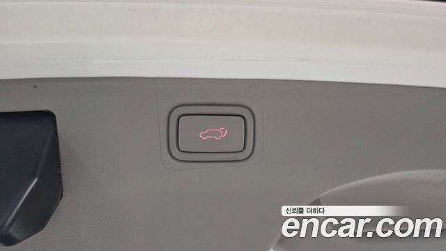 Kia Canival 2019 — photo 27