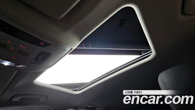 Audi A6 2015 — photo 17