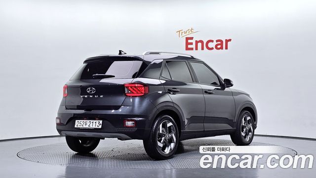 Hyundai Venue 2021 — photo 2