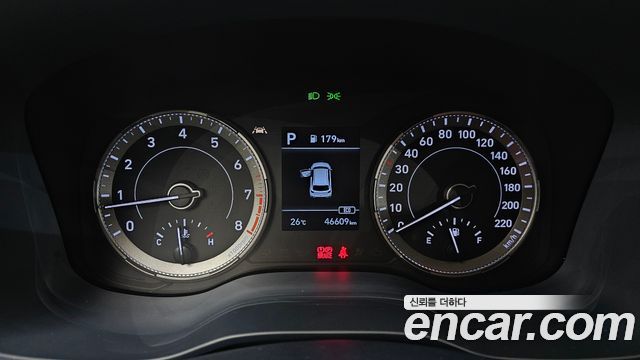Hyundai Venue 2021 — photo 8
