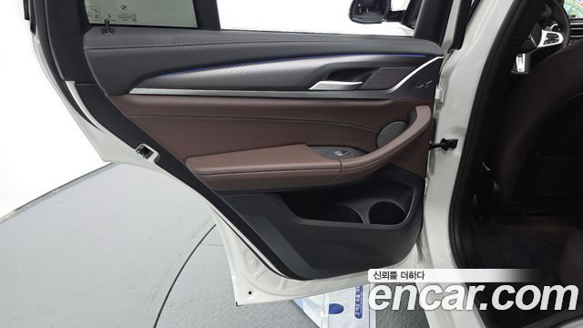 BMW X4 2025 — photo 15
