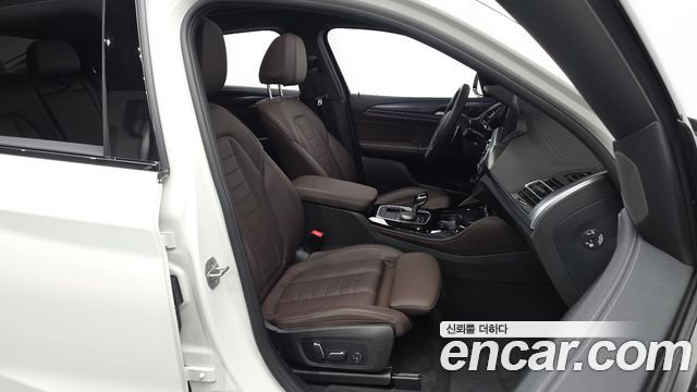 BMW X4 2025 — photo 16