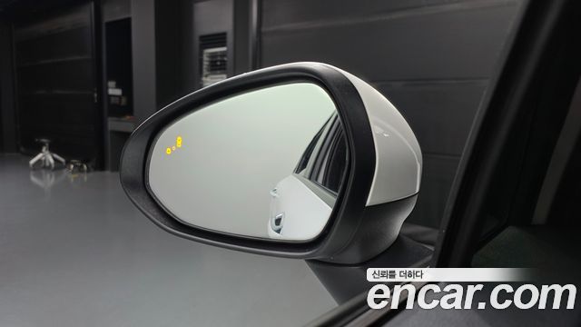 Kia K5 2022 — photo 17