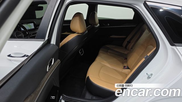 Kia K5 2022 — photo 20