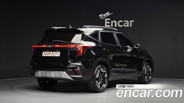 Kia Seltos 2023 — photo 2