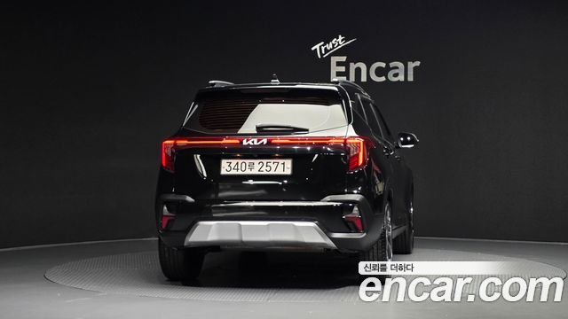 Kia Seltos 2023 — photo 4