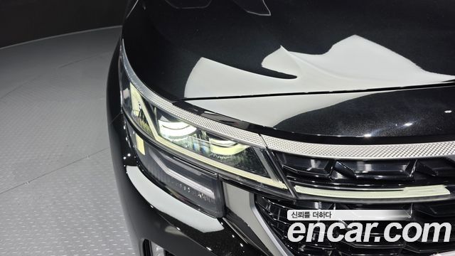 Kia Seltos 2023 — photo 8